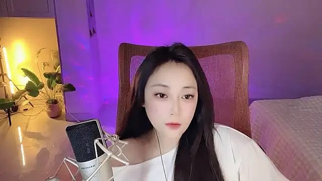 Daisy-77's cam snapshot