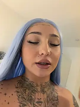 Coco-Love live sex cam