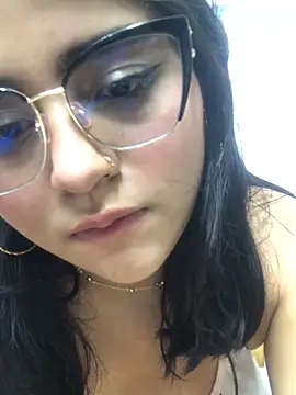 Nara_Bloom live sex cam