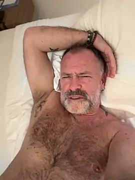 DaddybearVLC live sex cam