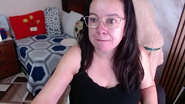 Sonialorens_ live sex cam