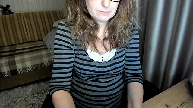 lauraoven's cam snapshot