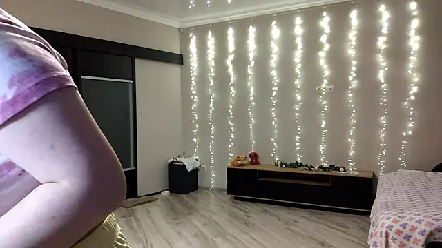 ShemikaCarvin's cam snapshot