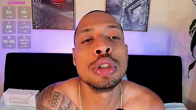 Sweet_Alessandre's cam snapshot