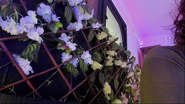 Kora_Red69's cam snapshot