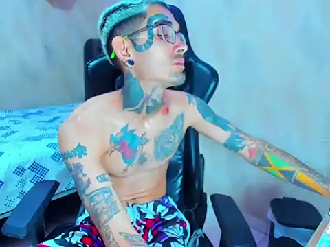 Boy_tatto77's cam snapshot