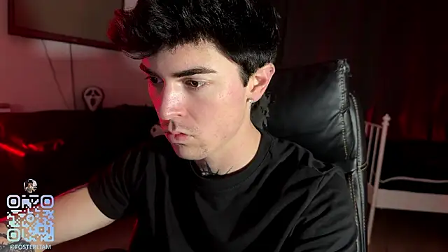 LiamFoster live sex cam