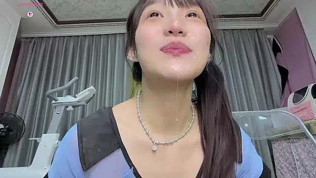 Yaya--728's cam snapshot