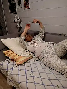 cutewoman67's cam snapshot