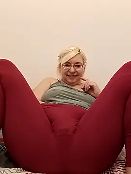 VikaKing live sex cam