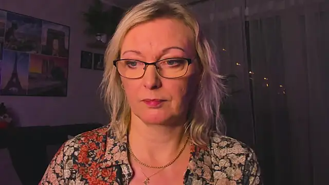 vanessa_chat's cam snapshot