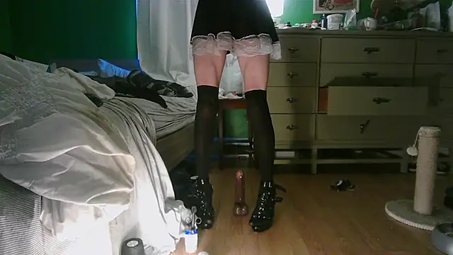 SadCatDaddy live sex cam