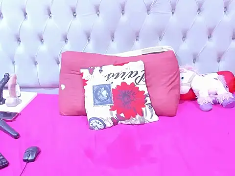 massive_booty25's cam snapshot