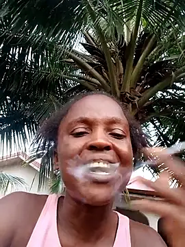 Crazybitchtheanalgoddess4's cam snapshot