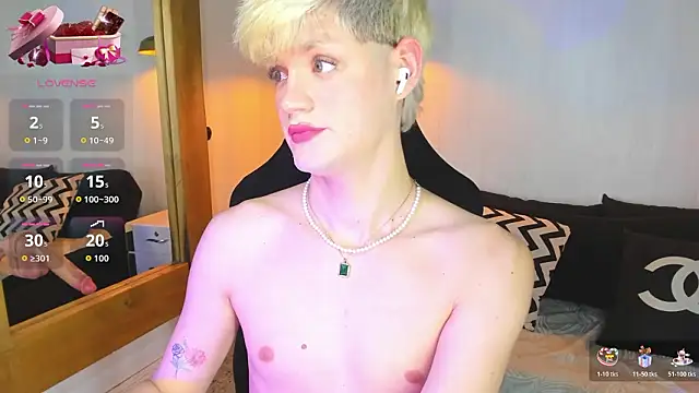 VladHellsing4 live sex cam