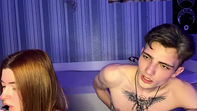 EmiliaCouple live sex cam