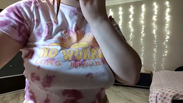 ShemikaCarvin's cam snapshot