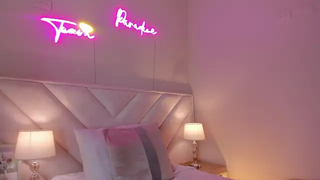 _angela_x's cam snapshot