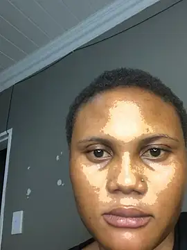 liztaylor's cam snapshot