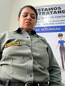 Ariana-07 live sex cam