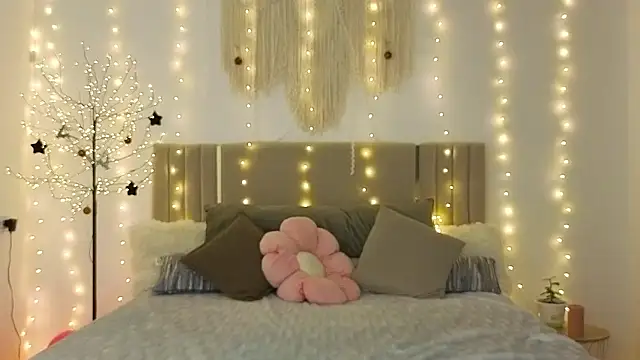 Real_cutie1's cam snapshot