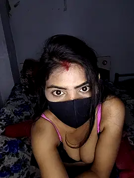 rani_coupleee's cam snapshot