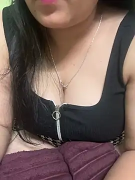 ShivaniTamvi17's cam snapshot