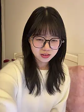 Ella-AAAAA live sex cam