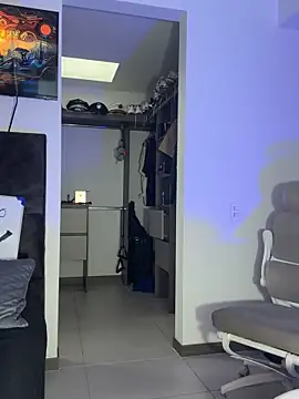 Andrew_Johnnson live sex cam