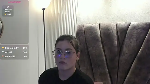 zoe_hugeboobs's cam snapshot