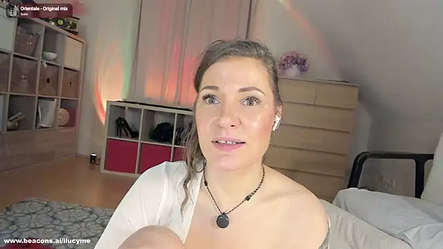 ilucyme live sex cam