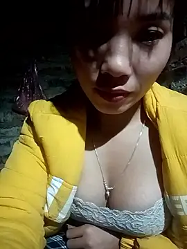 yeutinh00 live sex cam
