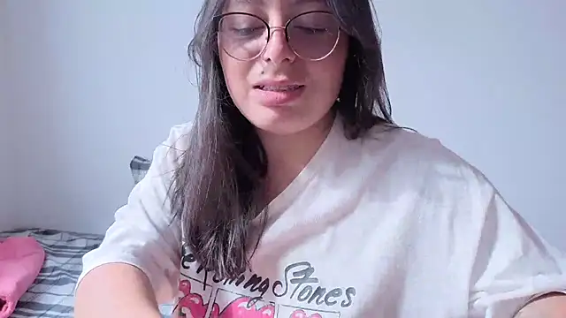 MiaKimky's cam snapshot