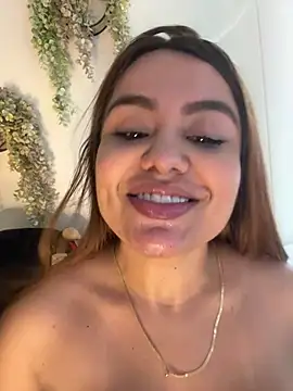 valeria2019hot live sex cam