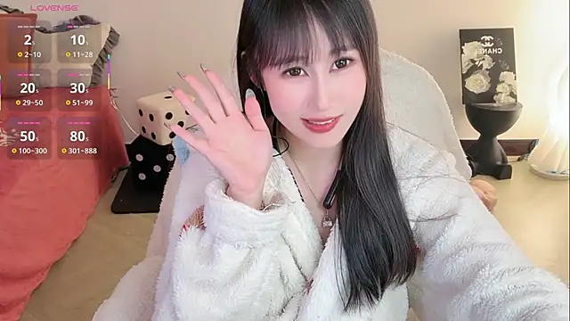 BoxedGyre- live sex cam