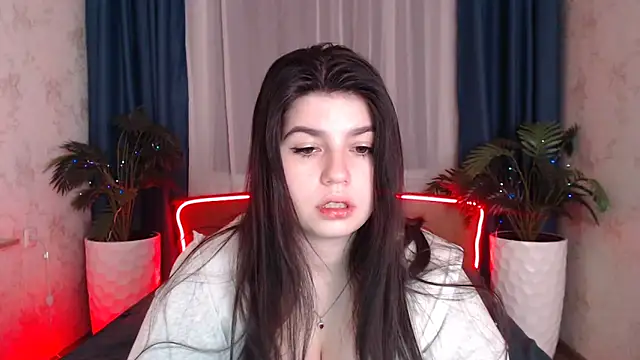 KisaModel's cam snapshot