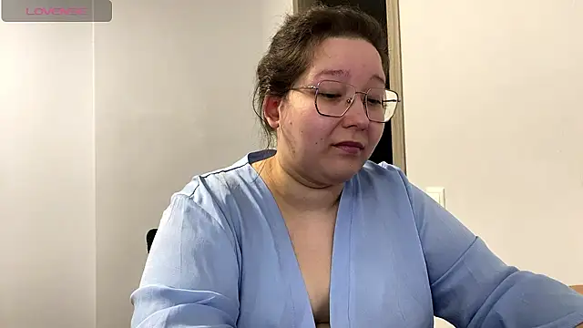 AemiliaLust's cam snapshot