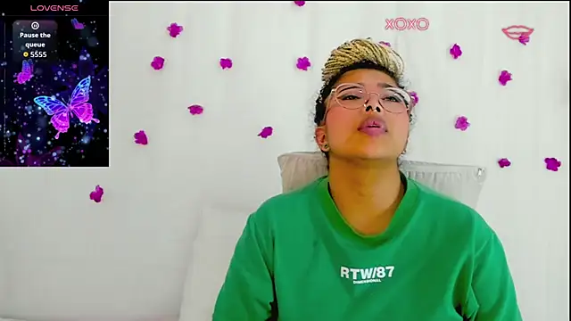 moana_taylor live sex cam