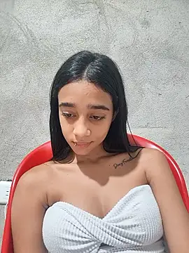 Zoe_Sweett18 live sex cam