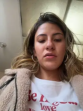 Andrea_19blonde's cam snapshot