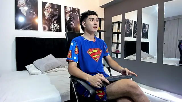 Alejo_Grey's cam snapshot