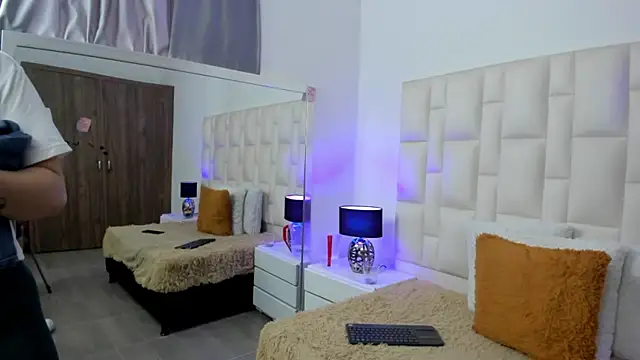 Ariana_rouse's cam snapshot