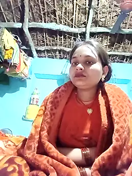 Gyoti7070 live sex cam