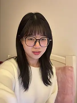 Ella-AAAAA live sex cam