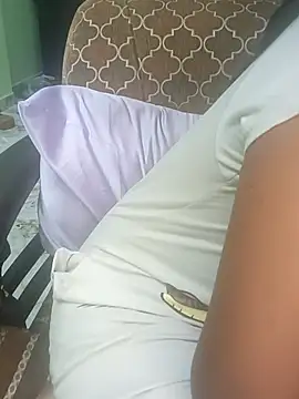 tamil_thaara03's cam snapshot