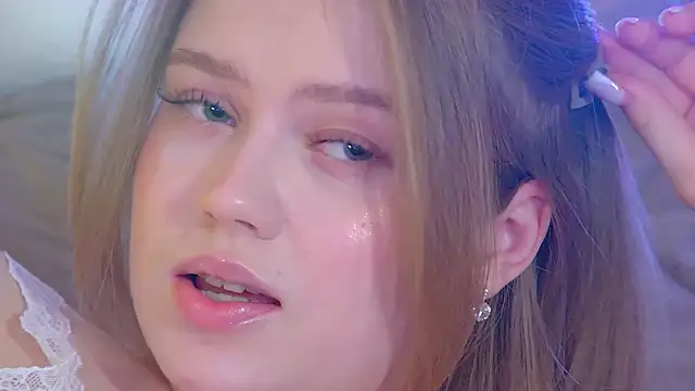 SelinSwarovski live sex cam