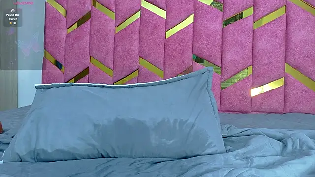 hornyhousekeeper_'s cam snapshot