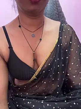 tamil_Aarathi's cam snapshot