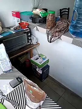 EmpaticBolillo live sex cam