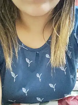 Tanha18 live sex cam